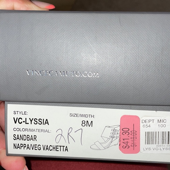 NIB Vince Camuto Size 8 Wedge Sandals / Color - Sandbar - Picture 5 of 7
